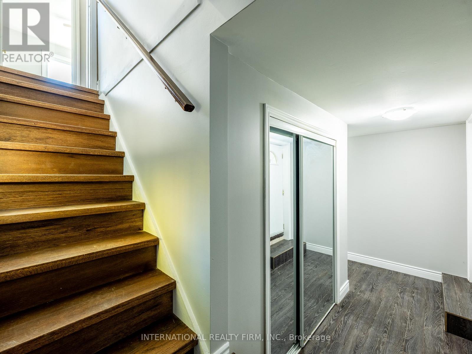 Basement - 345 Park Road S, Oshawa, Ontario  L1J 4H6 - Photo 4 - E12485973