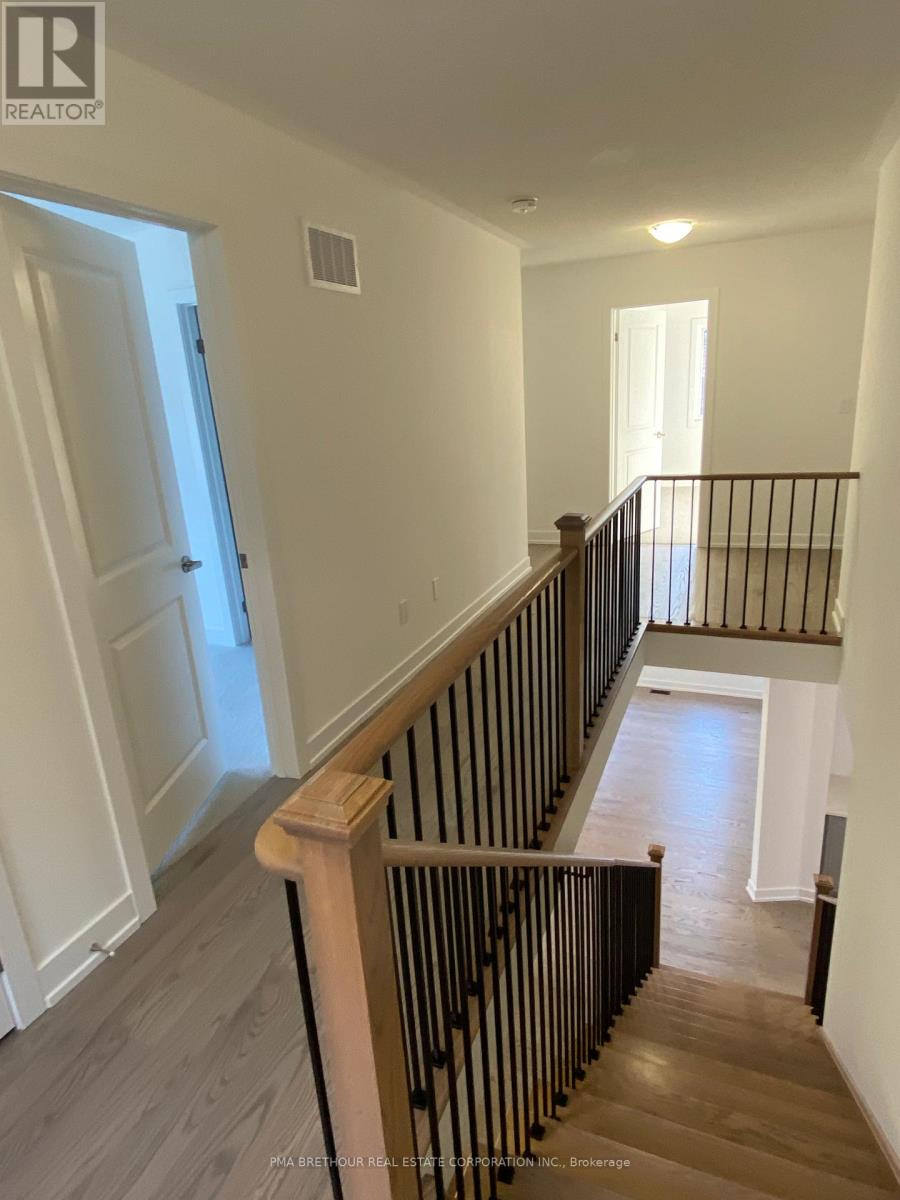 35 Brabin Circle, Whitby, Ontario  L1P 0B9 - Photo 12 - E12319751