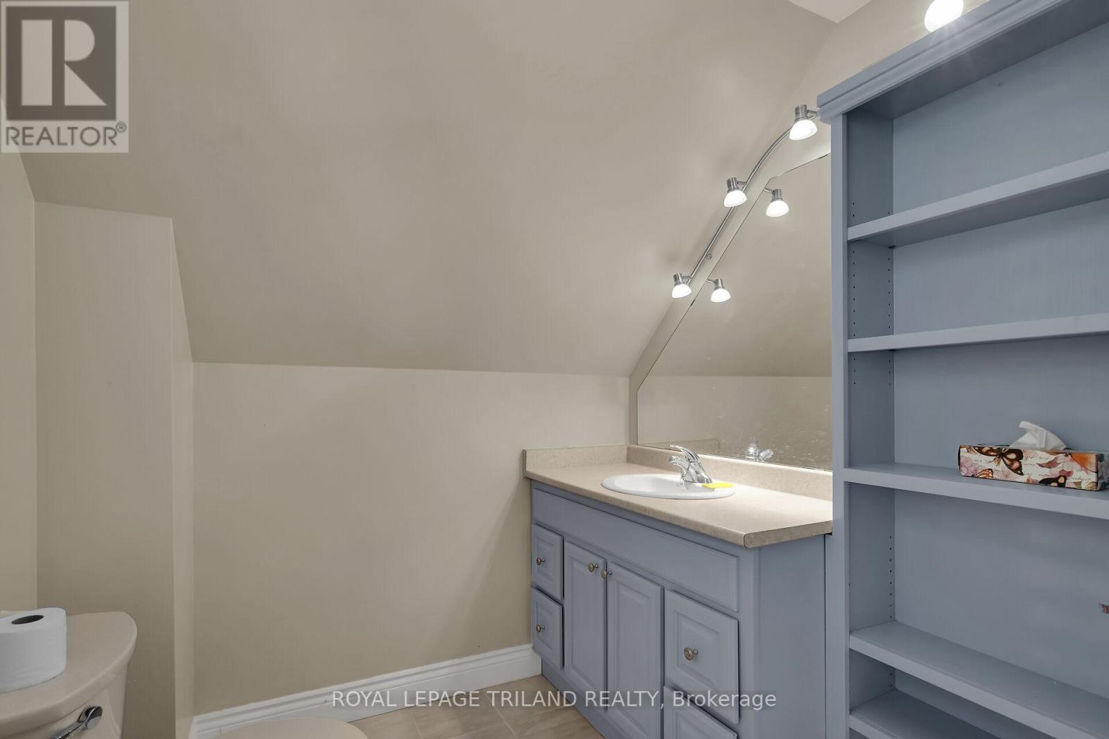 824 Stedwell Street, London East, Ontario  N5Z 1L8 - Photo 19 - X12485991