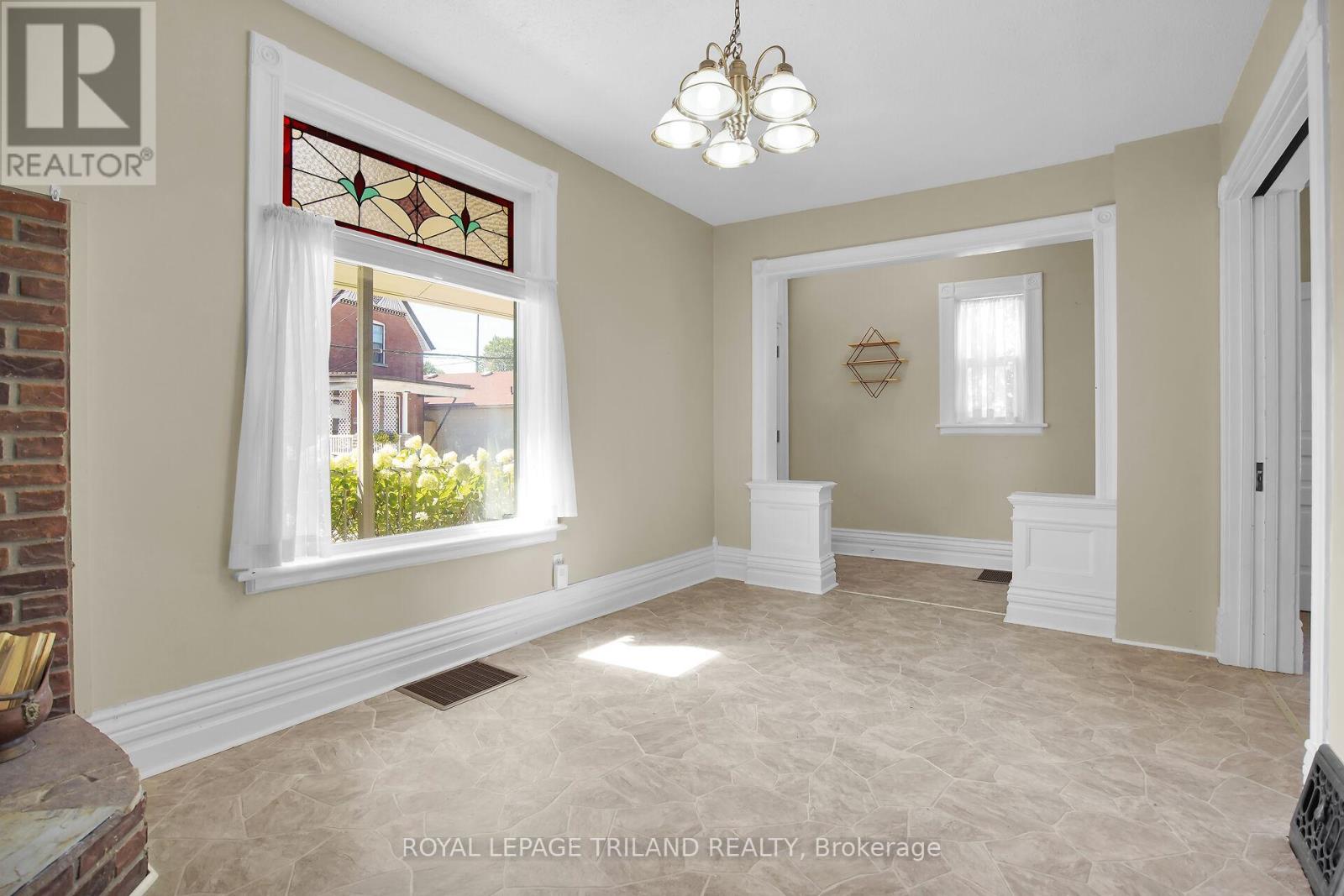 824 Stedwell Street, London East, Ontario  N5Z 1L8 - Photo 3 - X12485991