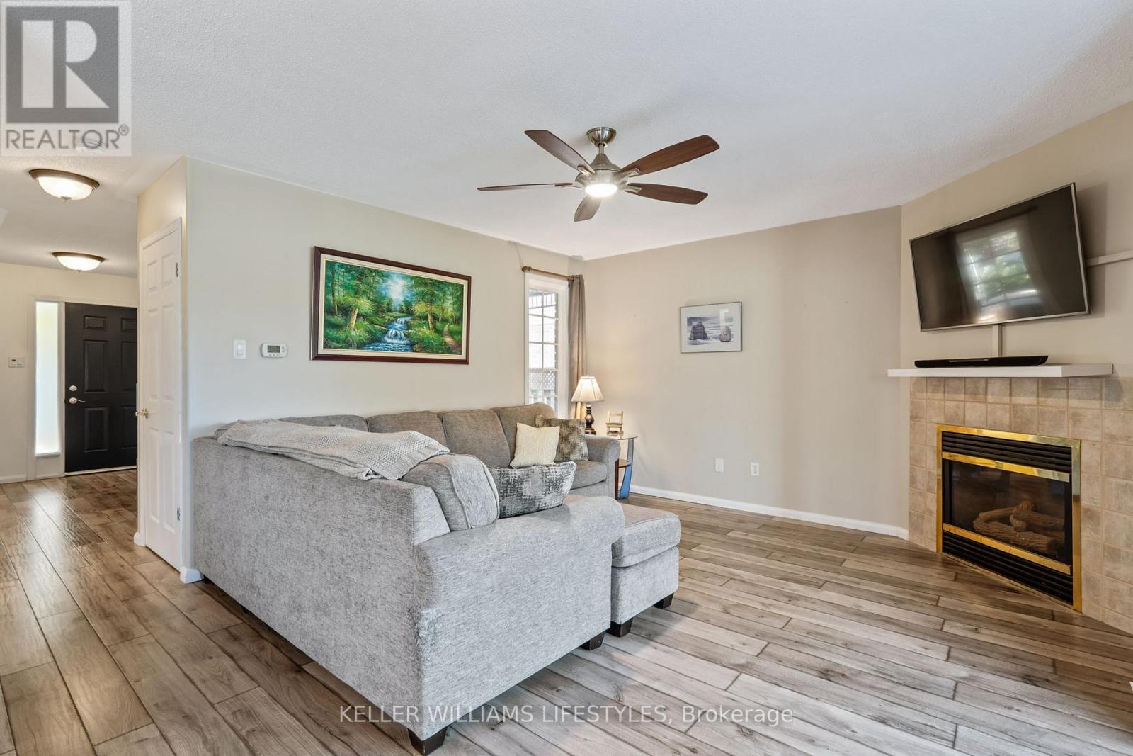 200 Bournemouth Drive, London East, Ontario  N5V 4S8 - Photo 9 - X12485996