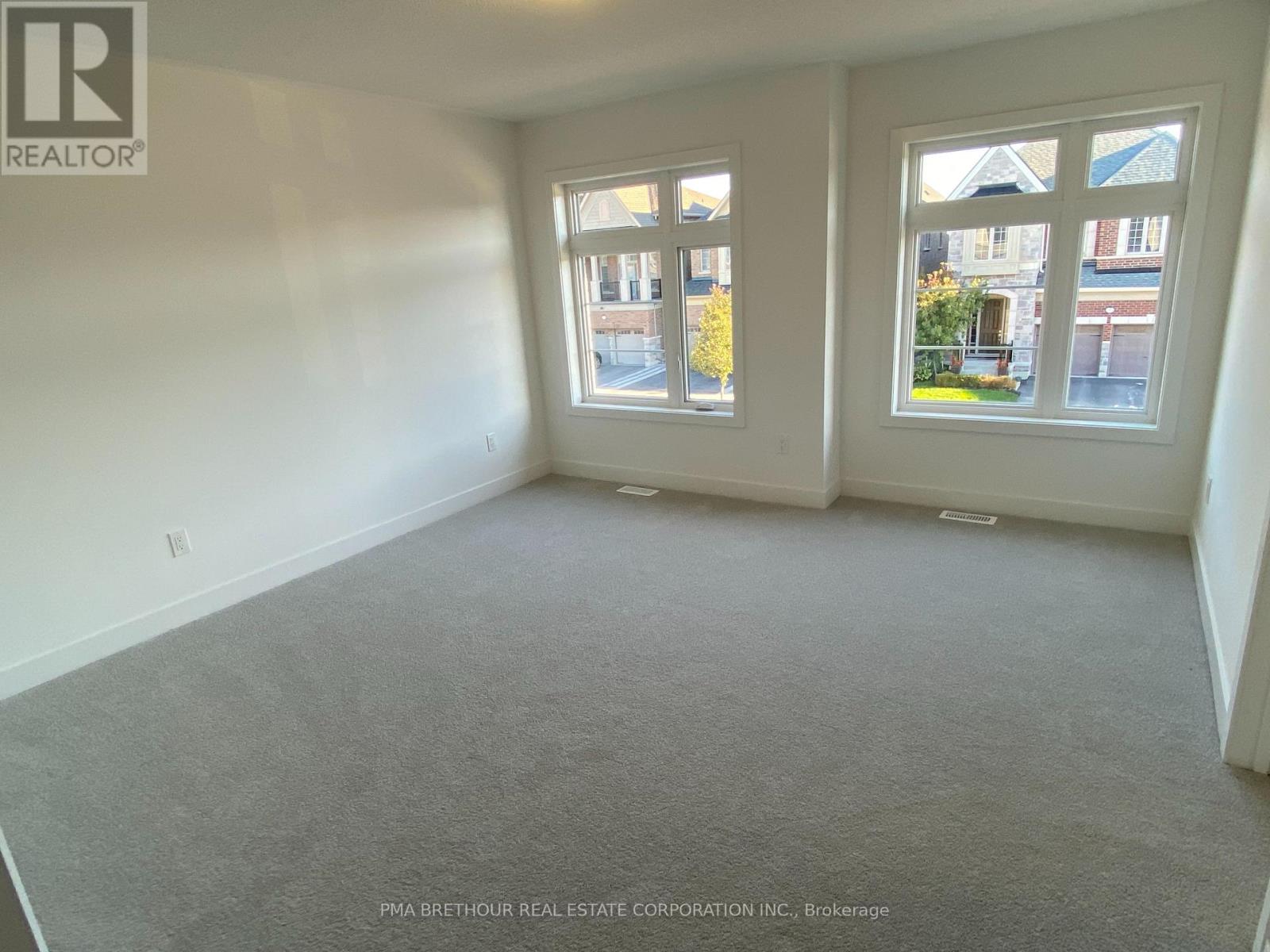 35 Brabin Circle, Whitby, Ontario  L1P 0B9 - Photo 14 - E12319751