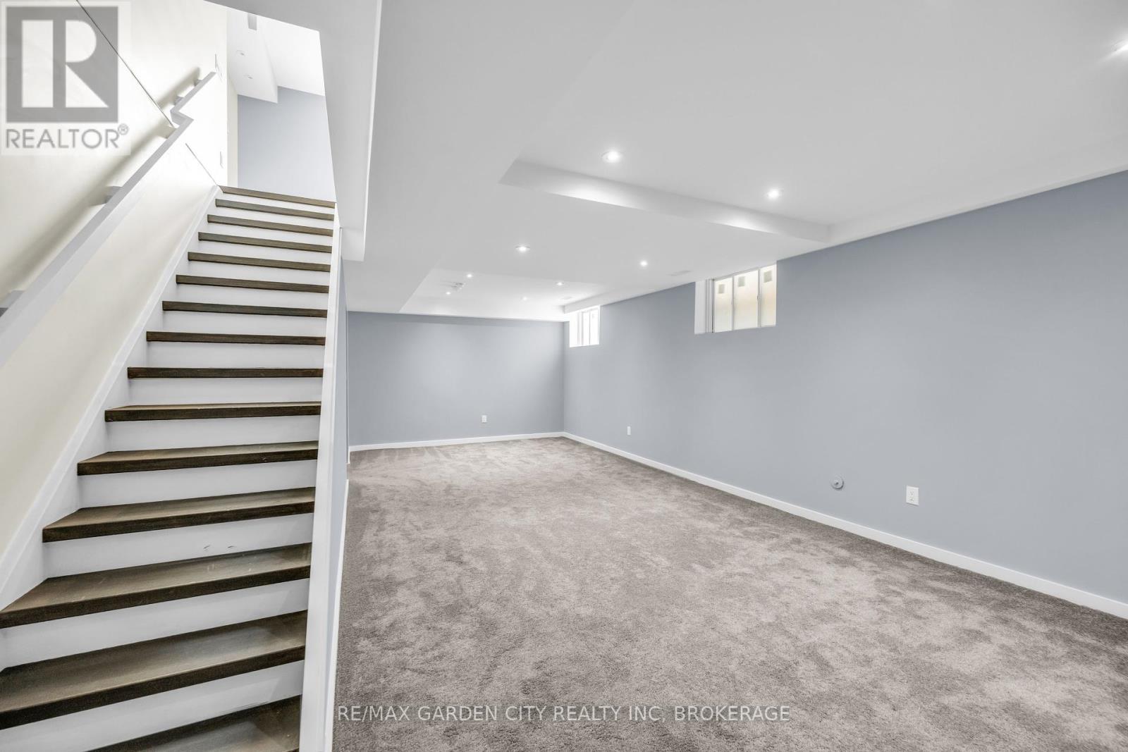 12 1/2 Beamer Court, Thorold, Ontario  L2V 0C9 - Photo 38 - X12363964