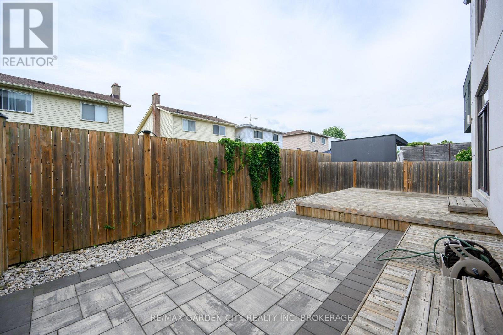 12 1/2 Beamer Court, Thorold, Ontario  L2V 0C9 - Photo 44 - X12363964