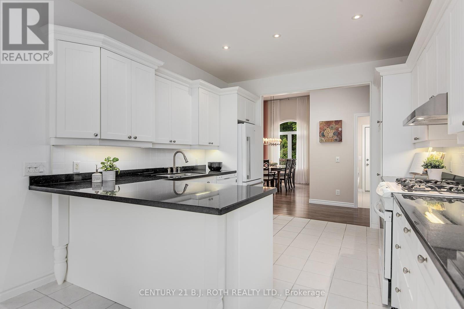 3925 Algoma Avenue, Innisfil, Ontario  L9S 2M4 - Photo 29 - N12406633