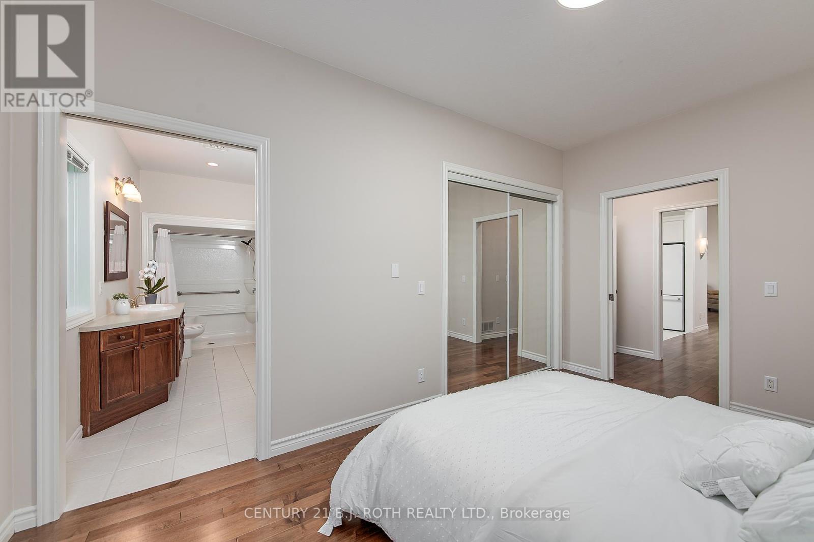 3925 Algoma Avenue, Innisfil, Ontario  L9S 2M4 - Photo 41 - N12406633