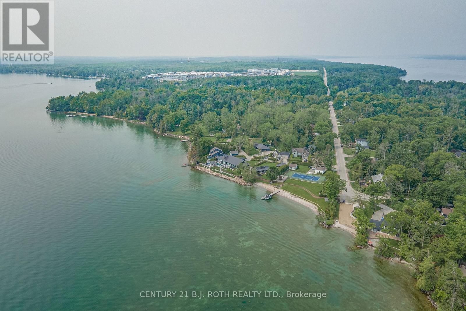 3925 Algoma Avenue, Innisfil, Ontario  L9S 2M4 - Photo 9 - N12406633