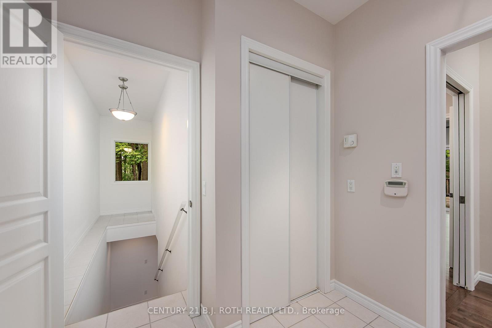 3925 Algoma Avenue, Innisfil, Ontario  L9S 2M4 - Photo 46 - N12406633