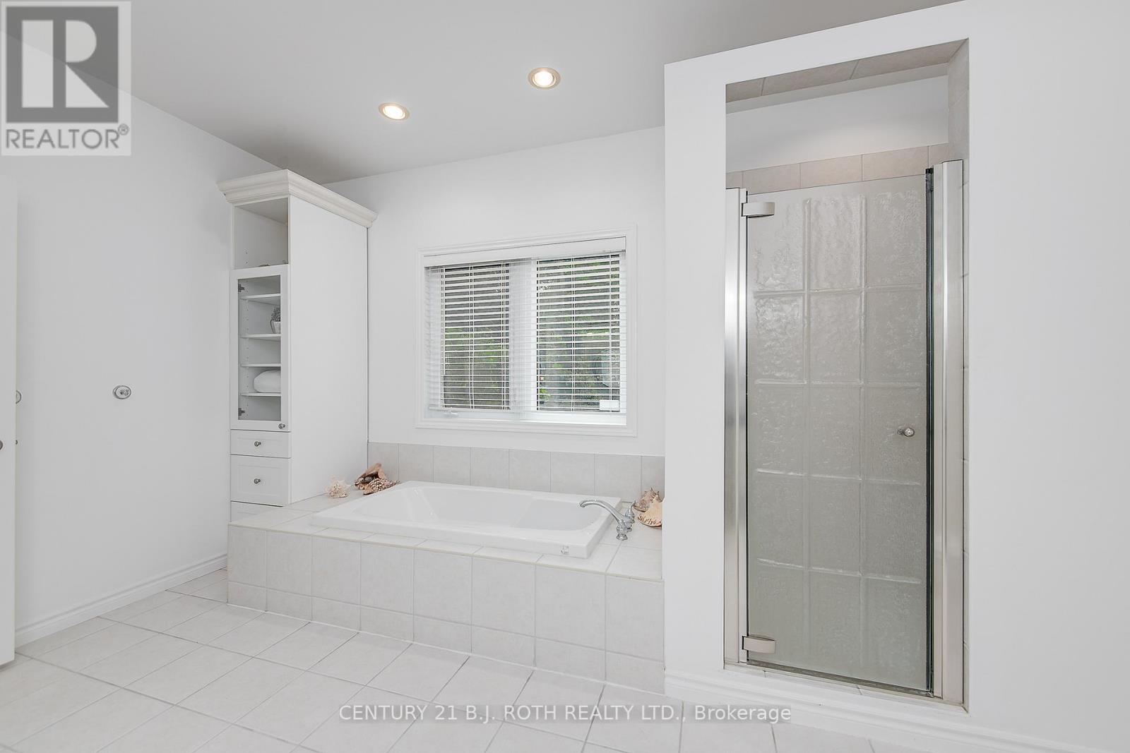 3925 Algoma Avenue, Innisfil, Ontario  L9S 2M4 - Photo 37 - N12406633