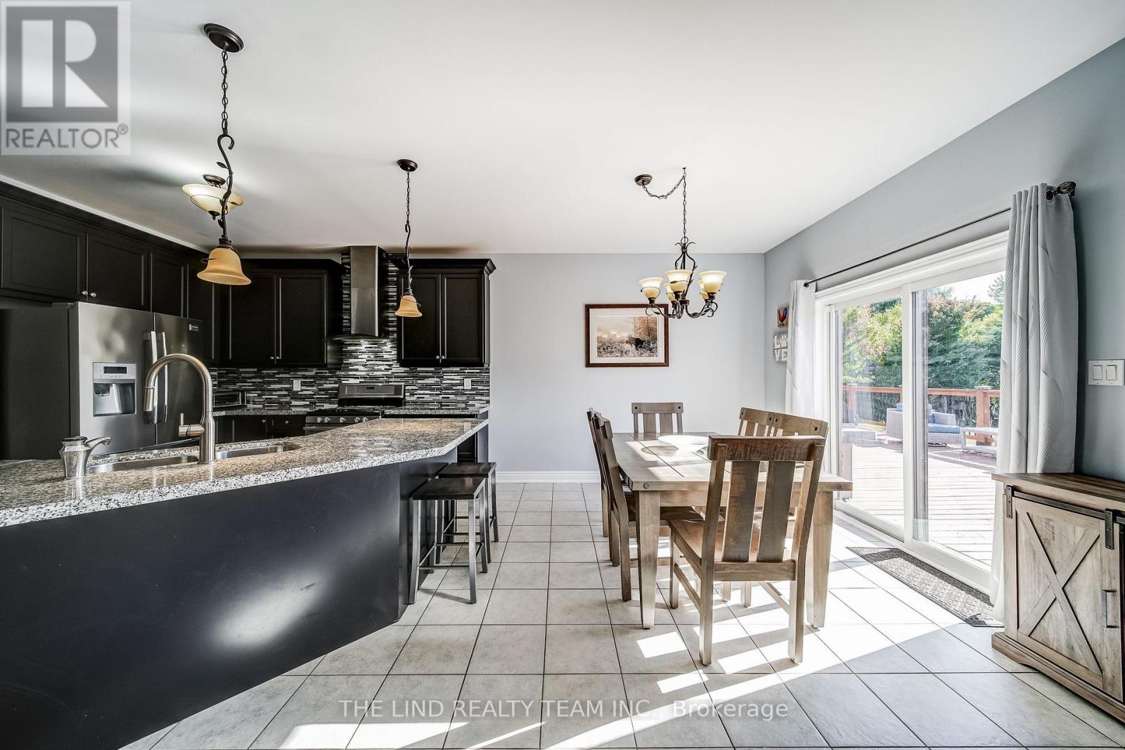 26 Keenan Drive, Adjala-Tosorontio (Loretto), Ontario  L0G 1L0 - Photo 14 - N12485855