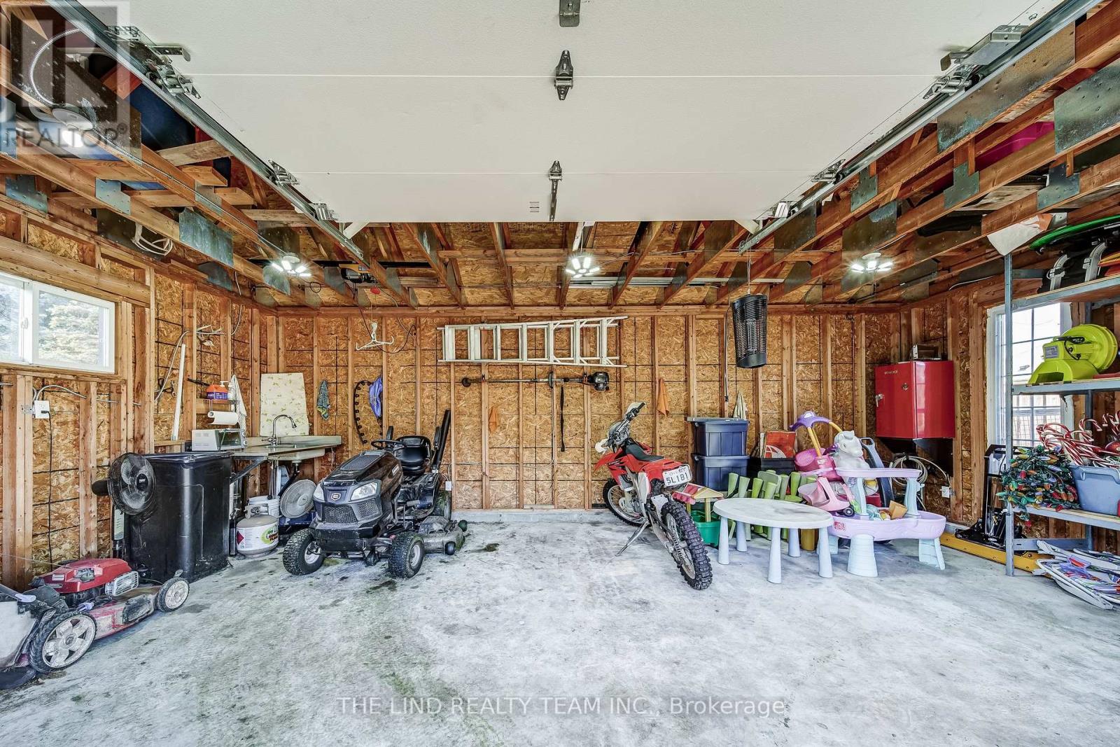 26 Keenan Drive, Adjala-Tosorontio (Loretto), Ontario  L0G 1L0 - Photo 44 - N12485855