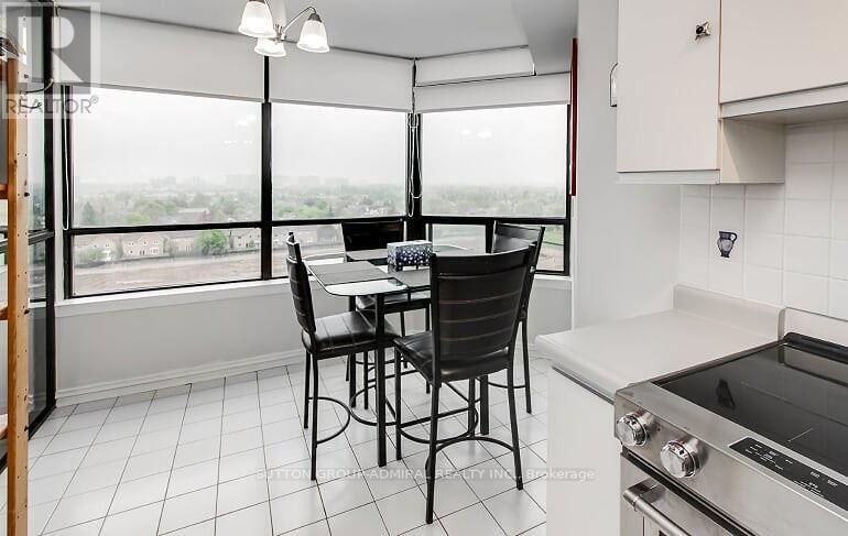 909 - 7420 Bathurst Street, Vaughan, Ontario  L4J 6X4 - Photo 9 - N12485864