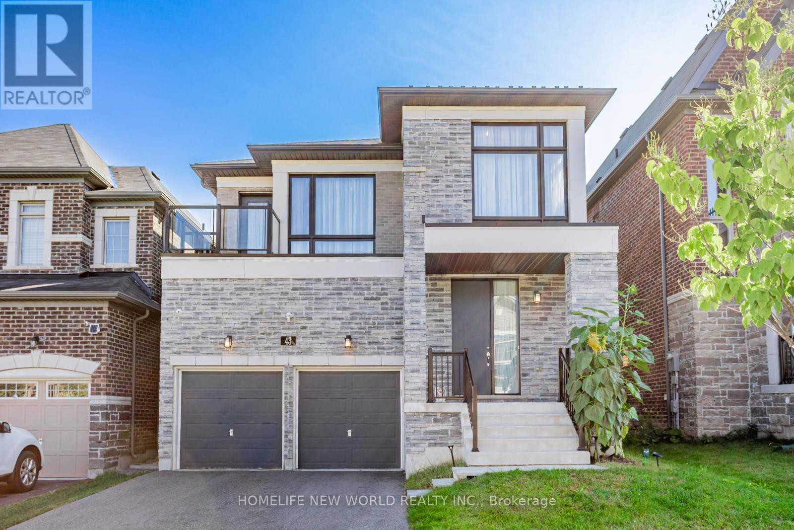 43 STARKWEATHER STREET, Aurora, Ontario