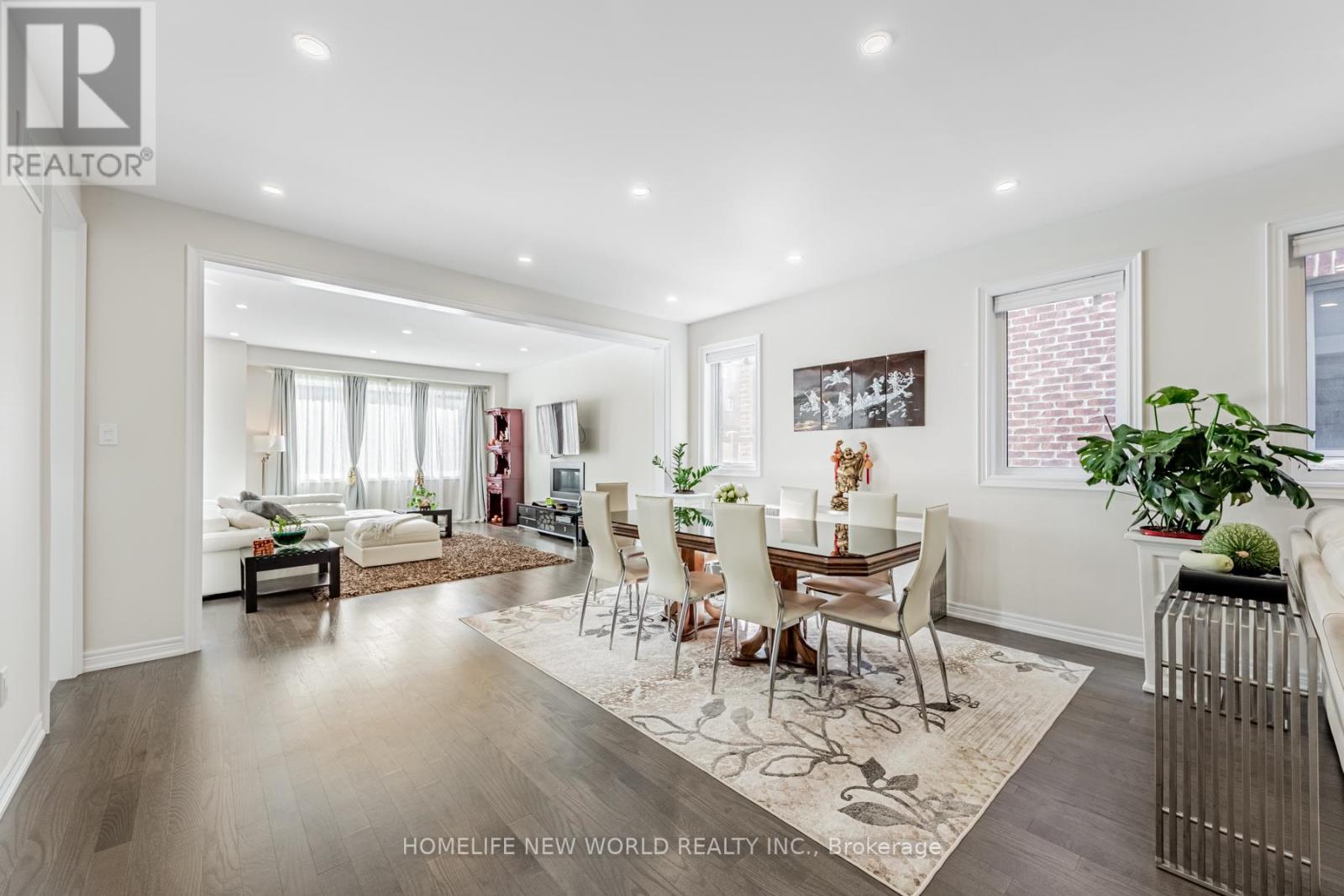 43 Starkweather Street, Aurora, Ontario  L4G 0Z2 - Photo 4 - N12485882