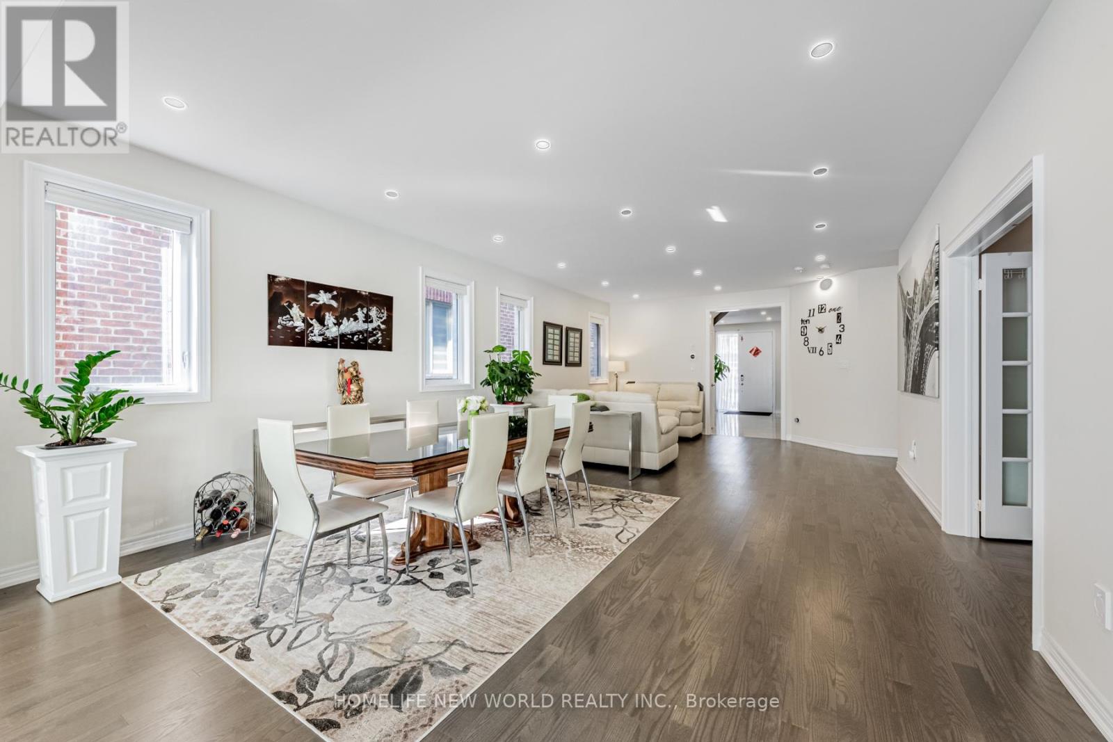 43 Starkweather Street, Aurora, Ontario  L4G 0Z2 - Photo 5 - N12485882