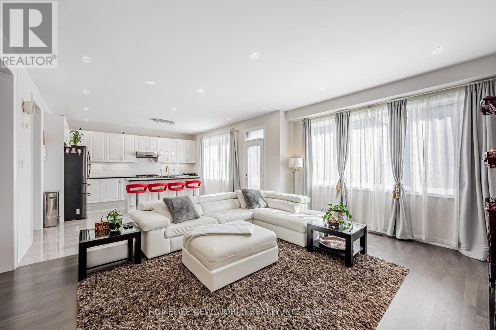 43 Starkweather Street, Aurora, Ontario  L4G 0Z2 - Photo 7 - N12485882