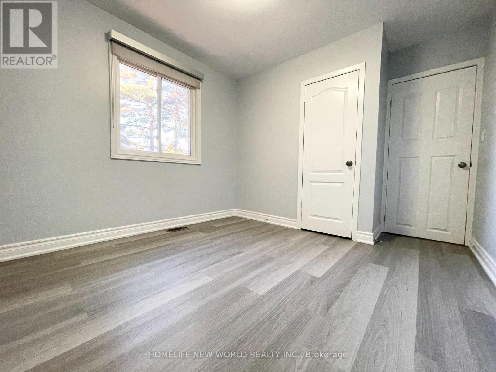 716 Lake Drive S, Georgina, Ontario  L4P 1V1 - Photo 17 - N12485896