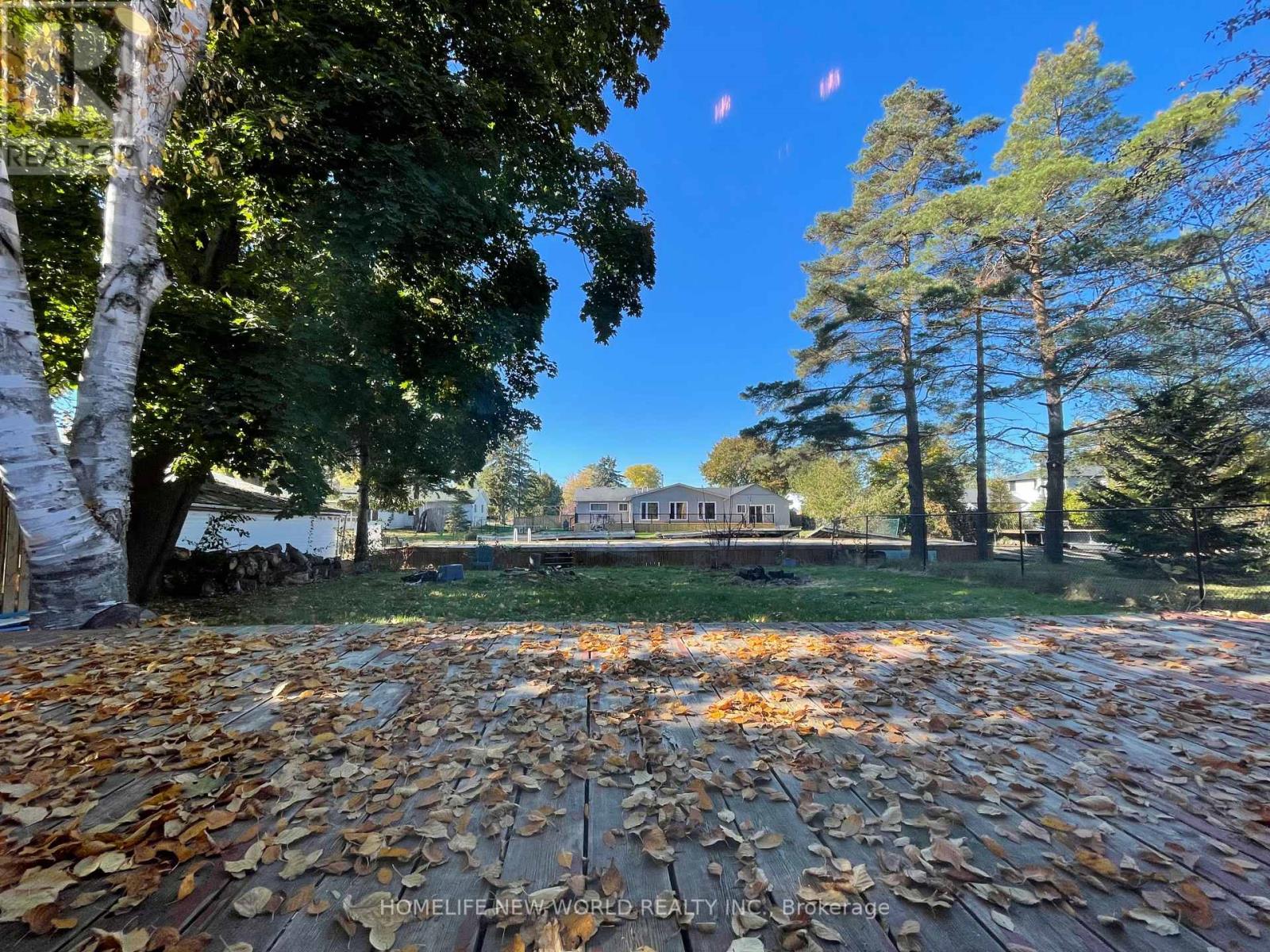 716 Lake Drive S, Georgina, Ontario  L4P 1V1 - Photo 22 - N12485896