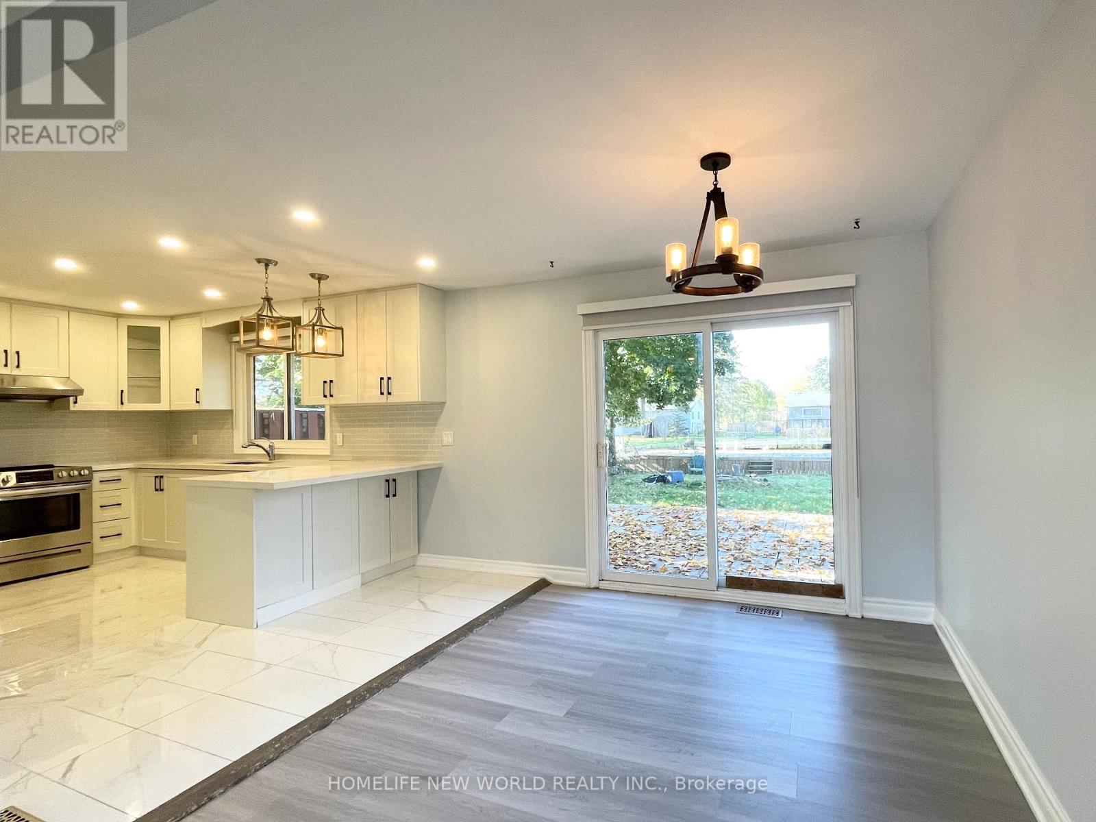 716 Lake Drive S, Georgina, Ontario  L4P 1V1 - Photo 9 - N12485896