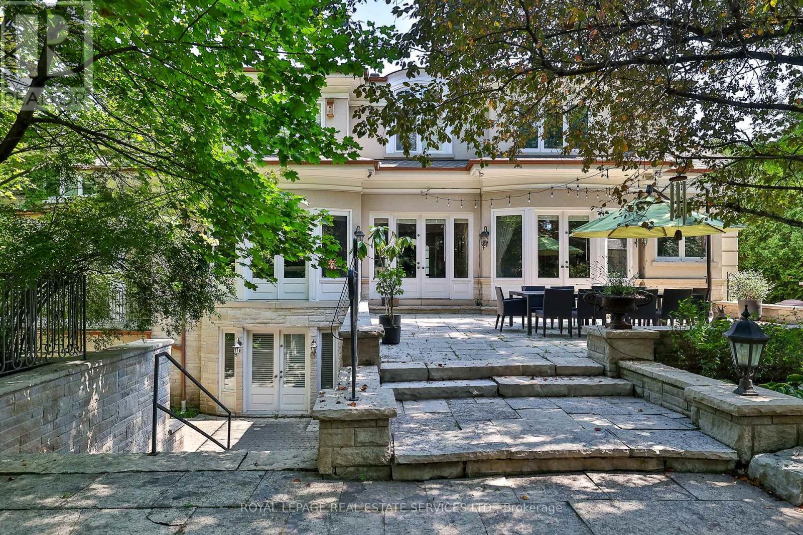 9 Seinecliffe Road, Markham, Ontario  L3T 1K3 - Photo 4 - N12485927