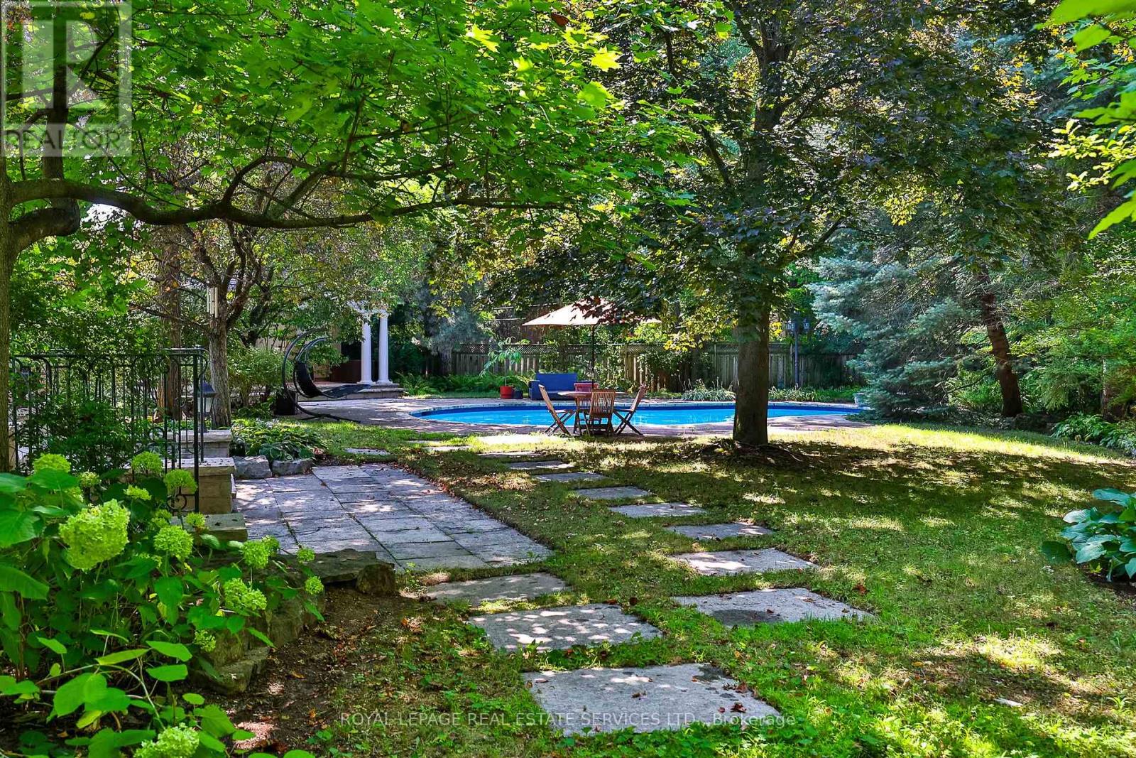 9 Seinecliffe Road, Markham, Ontario  L3T 1K3 - Photo 6 - N12485927