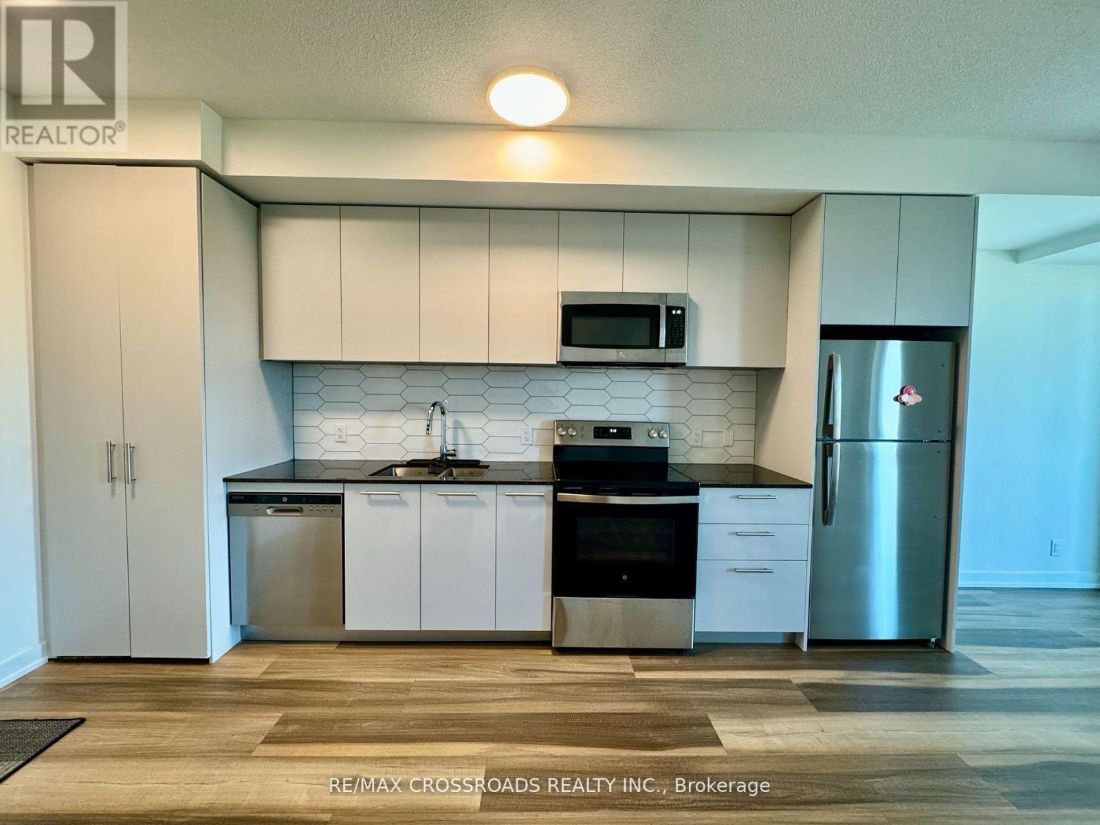 239 - 101 Cathedral High Street, Markham, Ontario  L6C 3L8 - Photo 11 - N12485956