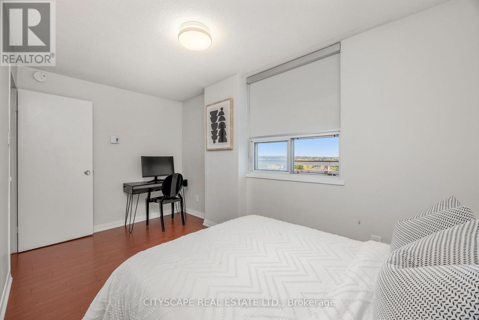 810 - 1 Royal Orchard Boulevard, Markham, Ontario  L3T 3C2 - Photo 22 - N12485963