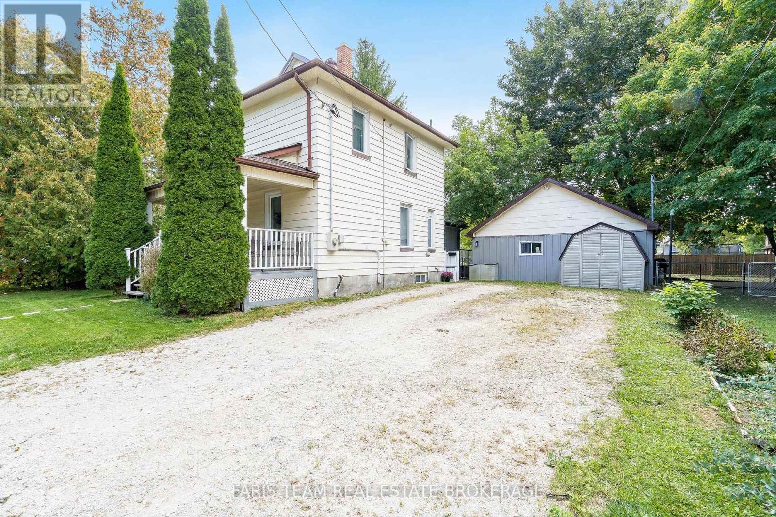 3 John Drive, Innisfil (Cookstown), Ontario  L0L 1L0 - Photo 2 - N12485974