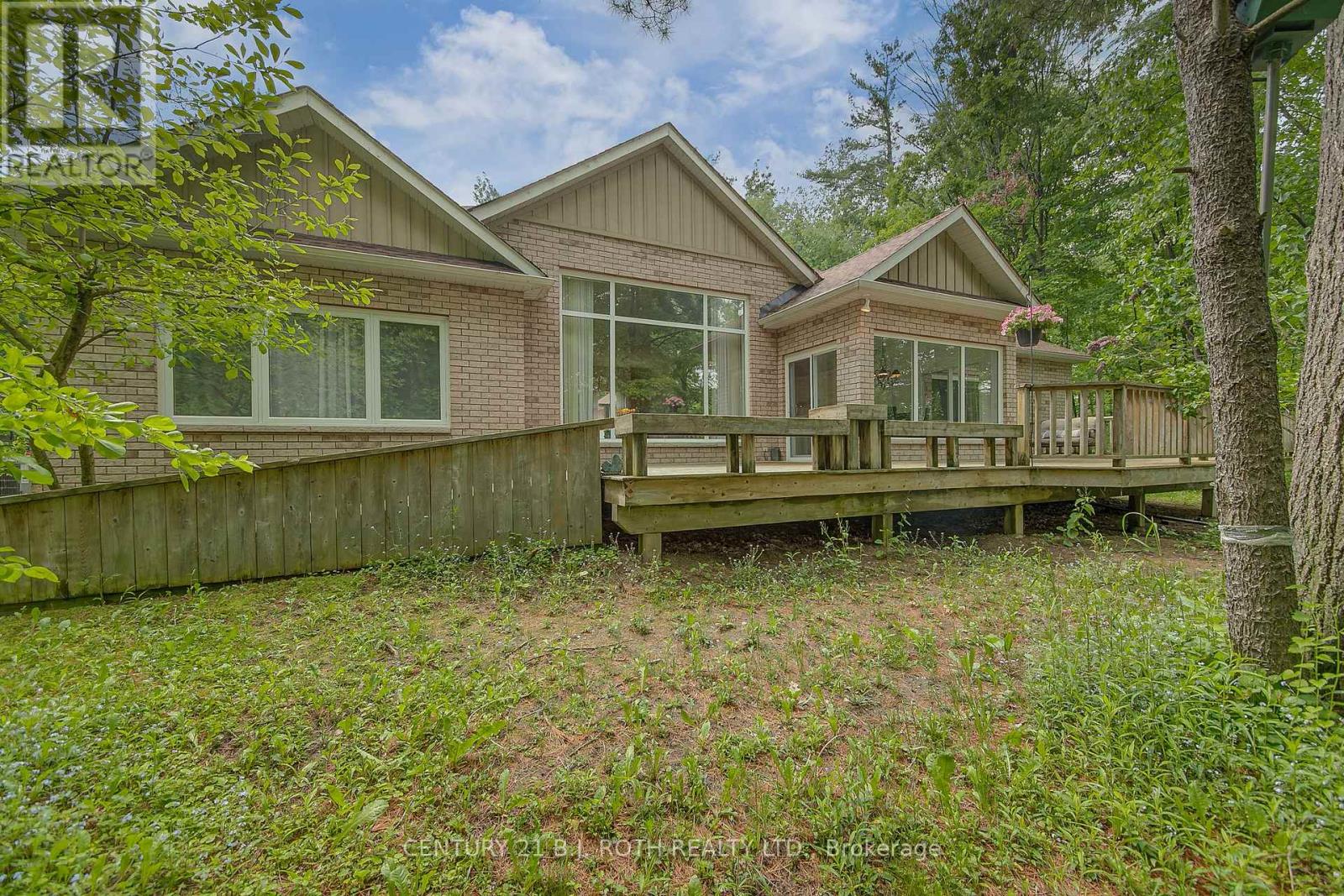 3925 Algoma Avenue, Innisfil, Ontario  L9S 2M4 - Photo 17 - N12406633