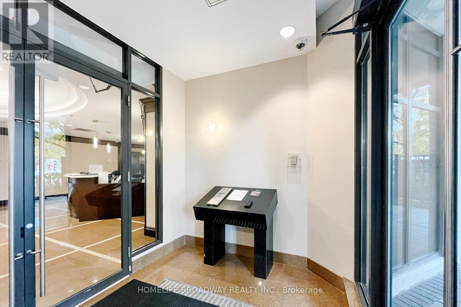 Ph108 - 18 Harding Boulevard, Richmond Hill, Ontario  L4C 0T3 - Photo 2 - N12485459