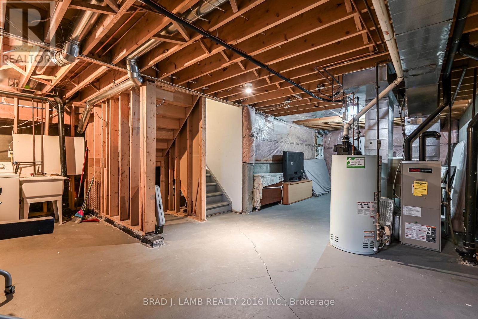 45 Waterton Crescent, Richmond Hill, Ontario  L4B 4L2 - Photo 28 - N12478416