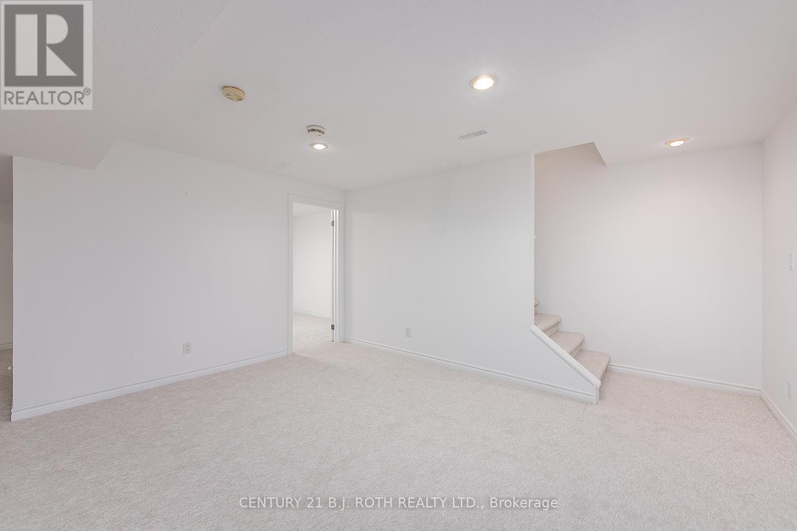 3925 Algoma Avenue, Innisfil, Ontario  L9S 2M4 - Photo 49 - N12406633