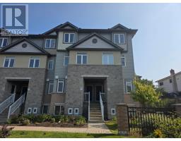 961 CUMMINGS AVENUE, Ottawa, Ontario