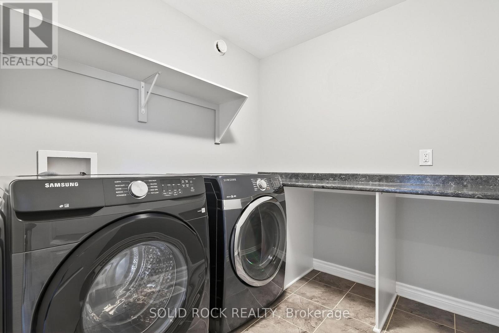 520 Elm Park Avenue, Ottawa, Ontario  K2J 5X9 - Photo 33 - X12486026