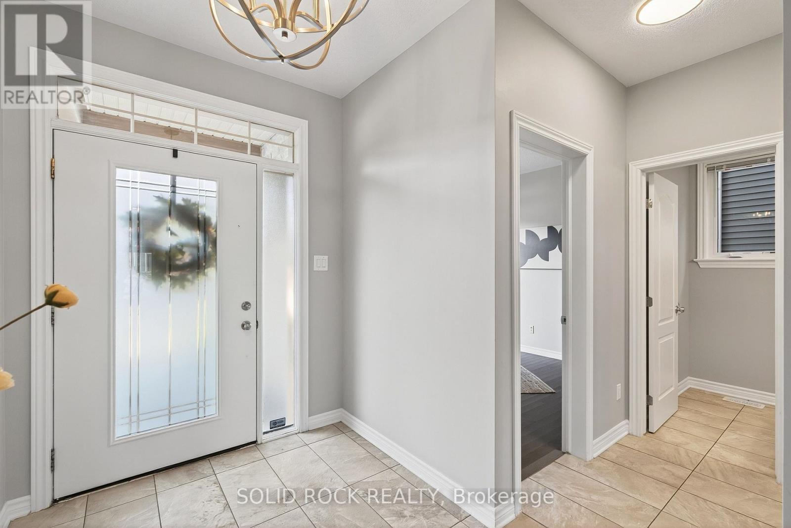 520 Elm Park Avenue, Ottawa, Ontario  K2J 5X9 - Photo 6 - X12486026