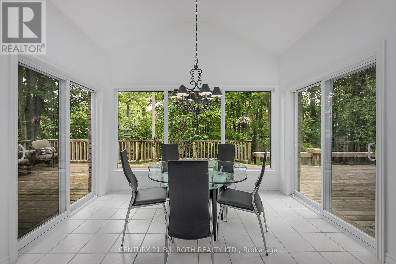 3925 Algoma Avenue, Innisfil, Ontario  L9S 2M4 - Photo 31 - N12406633