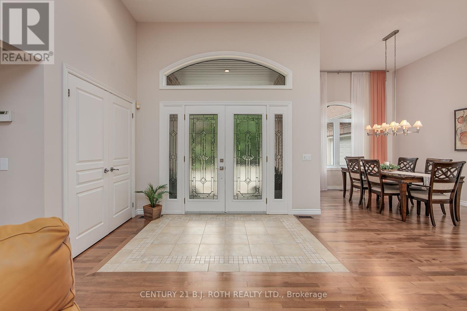 3925 Algoma Avenue, Innisfil, Ontario  L9S 2M4 - Photo 19 - N12406633