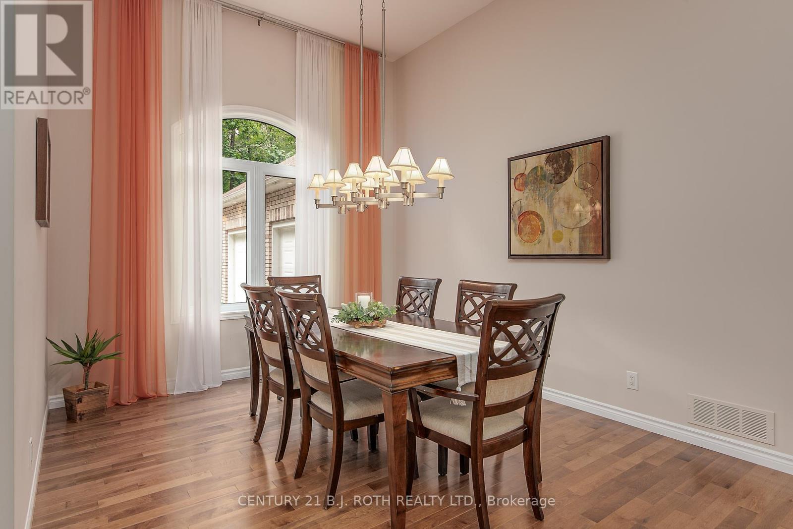 3925 Algoma Avenue, Innisfil, Ontario  L9S 2M4 - Photo 20 - N12406633