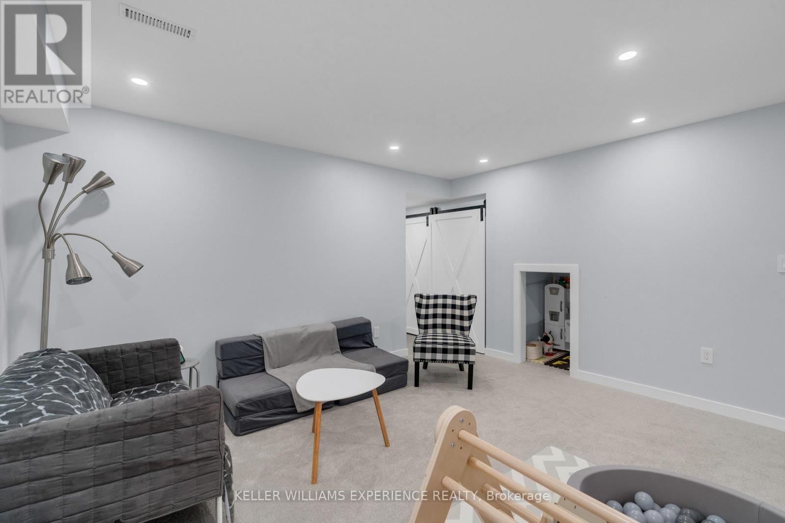 123 - 25 South Street, Orillia, Ontario  L3V 7M7 - Photo 24 - S12485872