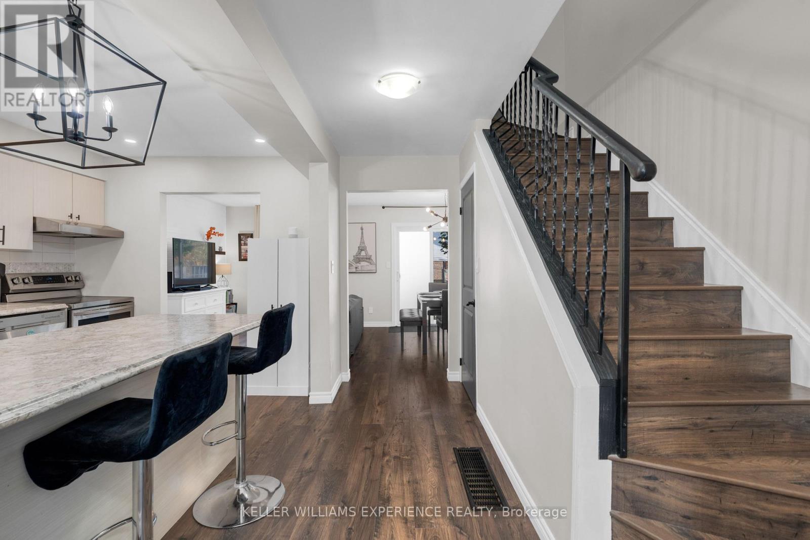 123 - 25 South Street, Orillia, Ontario  L3V 7M7 - Photo 5 - S12485872