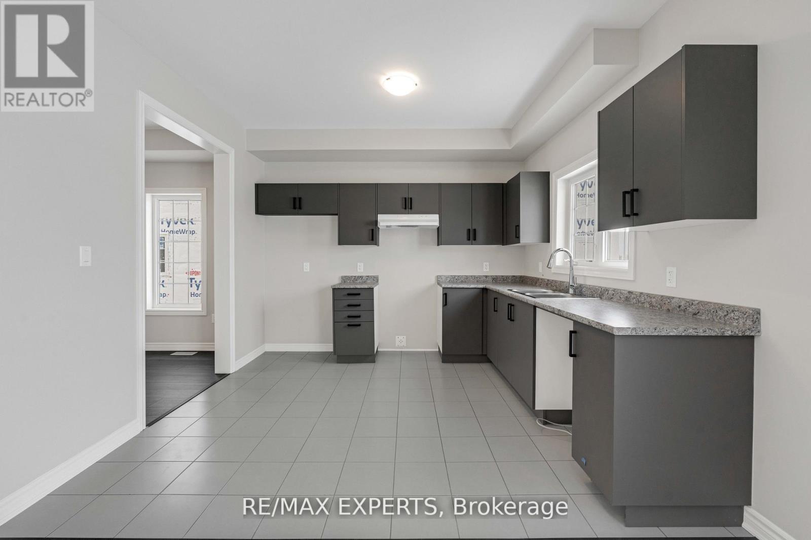 282 Springfield Crescent, Clearview (Stayner), Ontario  L0M 1S0 - Photo 10 - S12485889