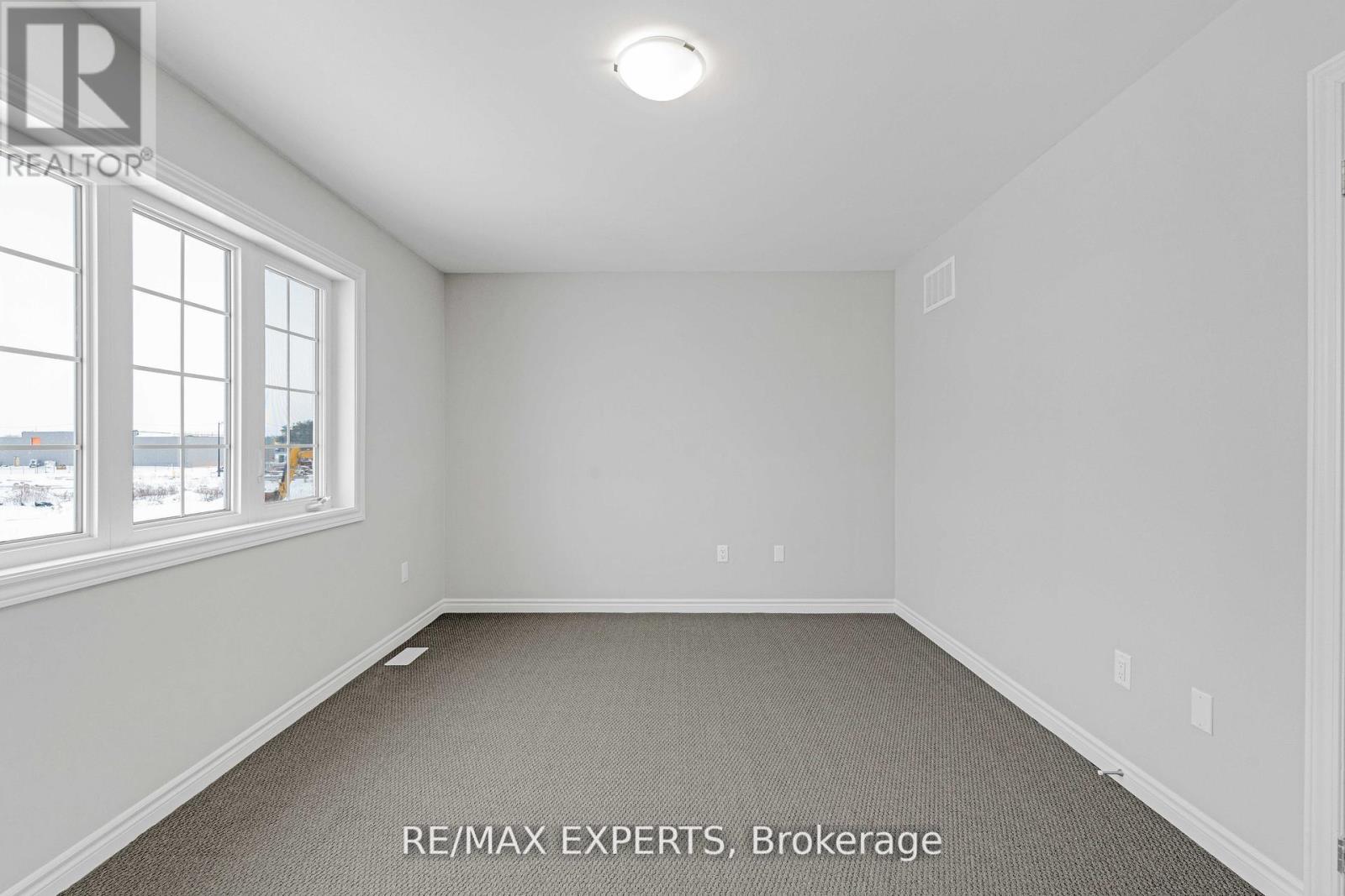 282 Springfield Crescent, Clearview (Stayner), Ontario  L0M 1S0 - Photo 15 - S12485889