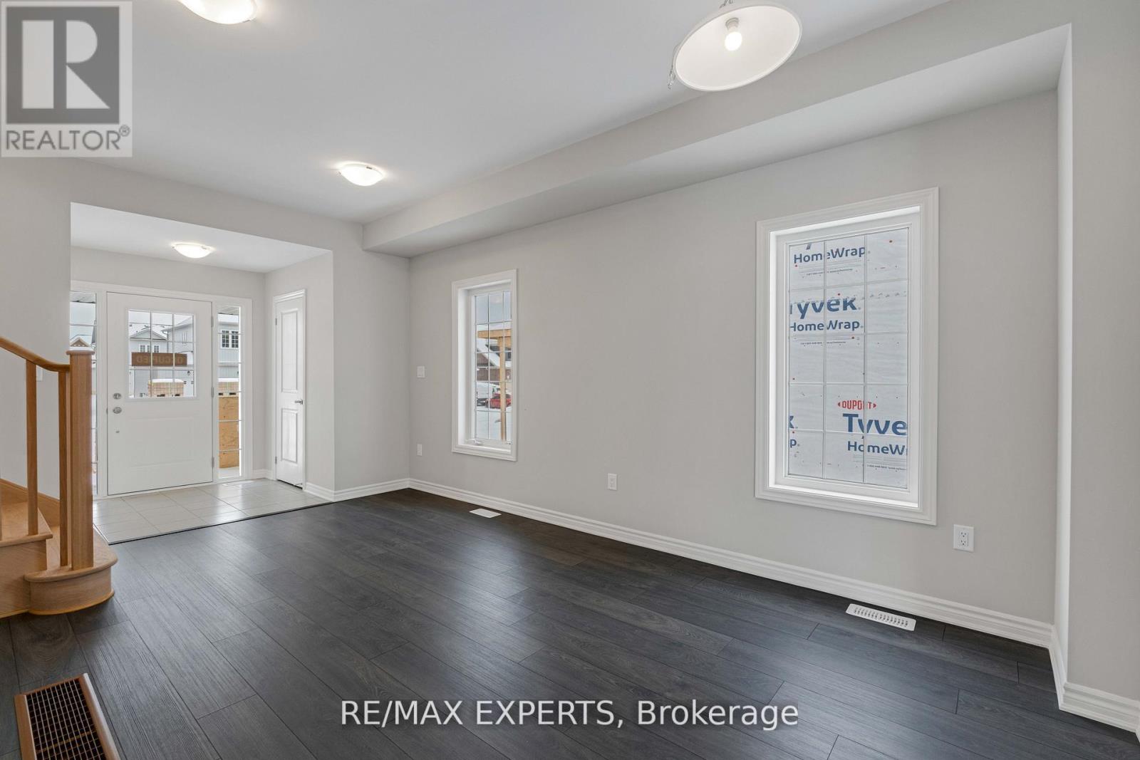 282 Springfield Crescent, Clearview (Stayner), Ontario  L0M 1S0 - Photo 7 - S12485889