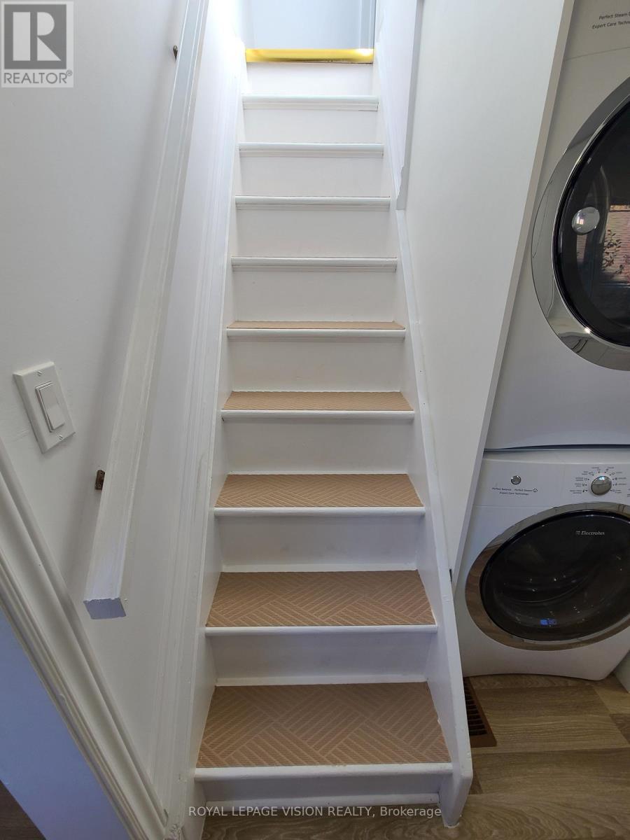 157 College Avenue, Oshawa, Ontario  L1J 1R3 - Photo 31 - E12484965