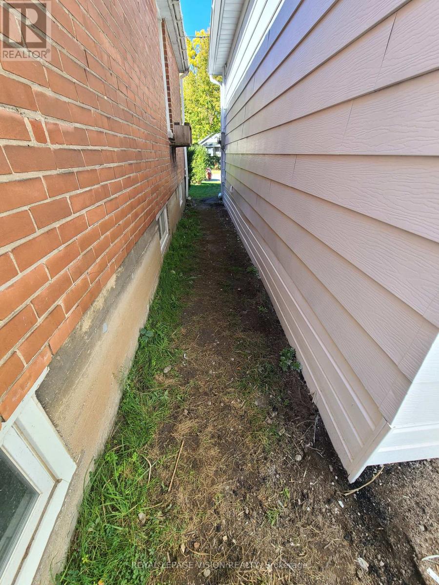 157 College Avenue, Oshawa, Ontario  L1J 1R3 - Photo 49 - E12484965