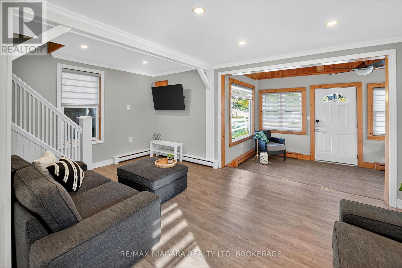 359 Oxford Avenue, Fort Erie, Ontario  L0S 1B0 - Photo 10 - X12486005