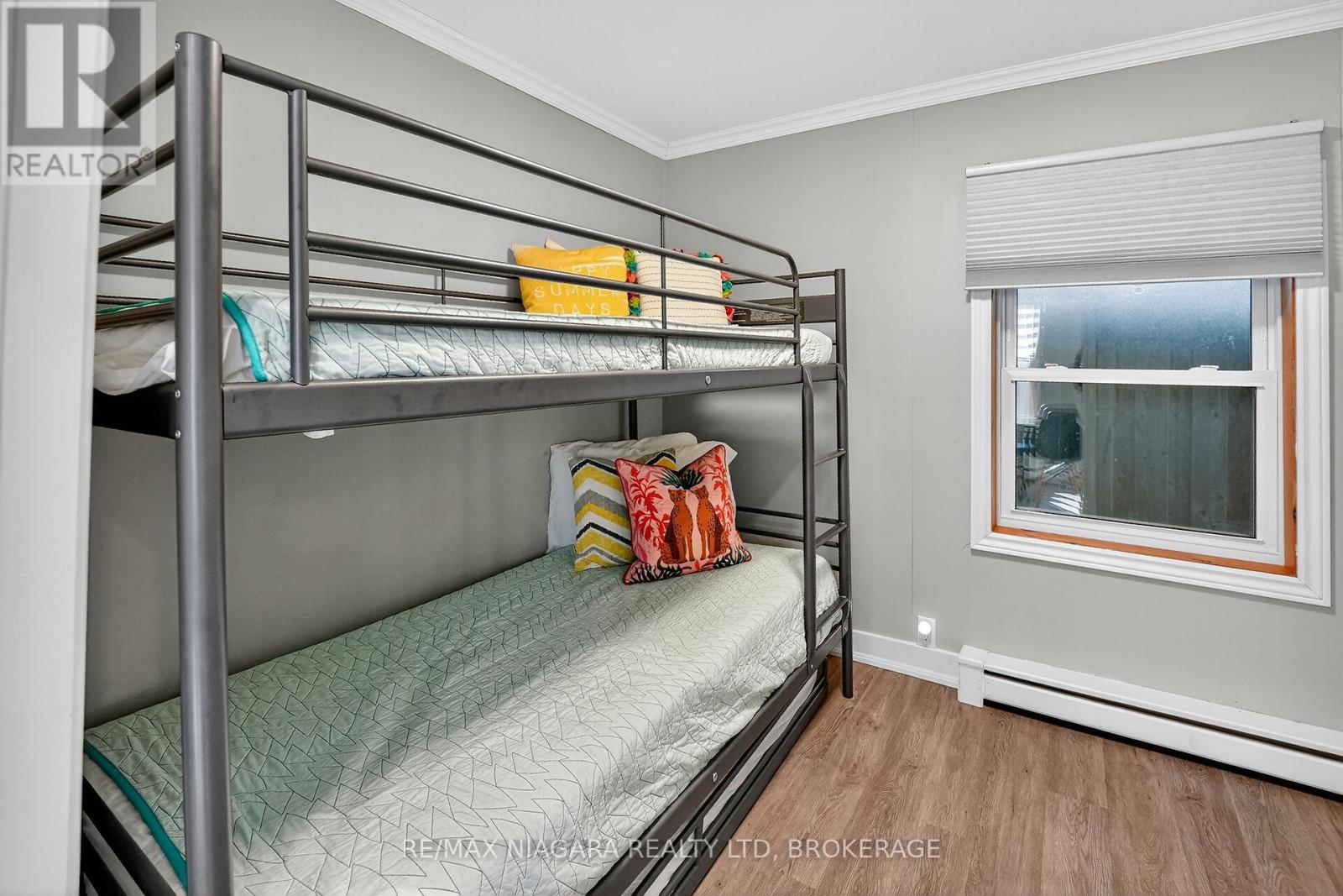 359 Oxford Avenue, Fort Erie, Ontario  L0S 1B0 - Photo 21 - X12486005