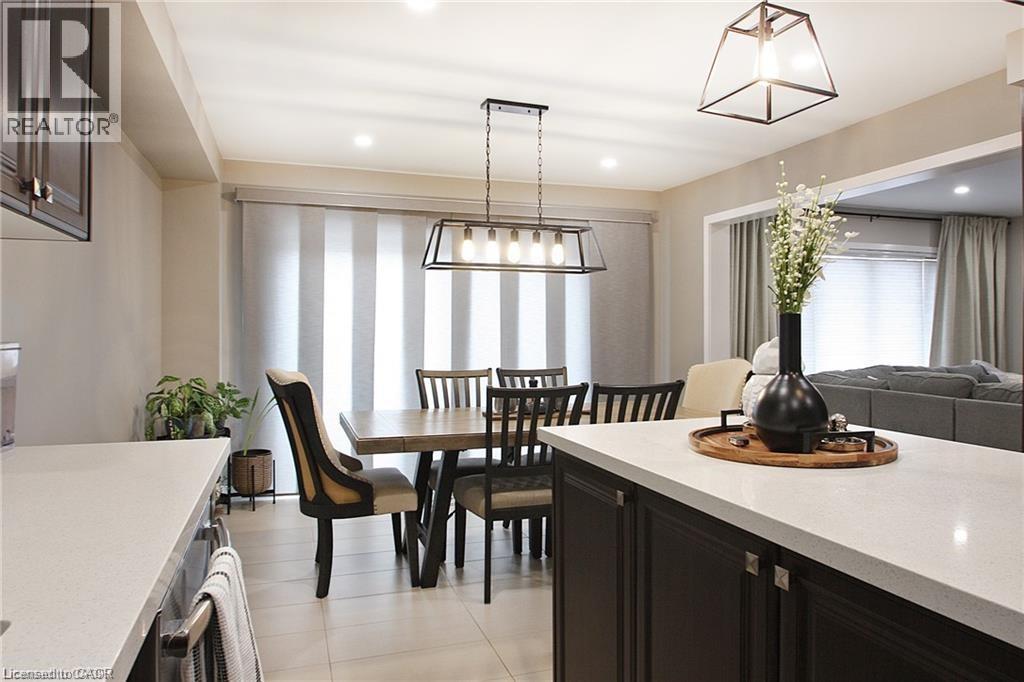 23 Scarletwood Street, Hamilton, Ontario  L8J 0K8 - Photo 9 - 40783813