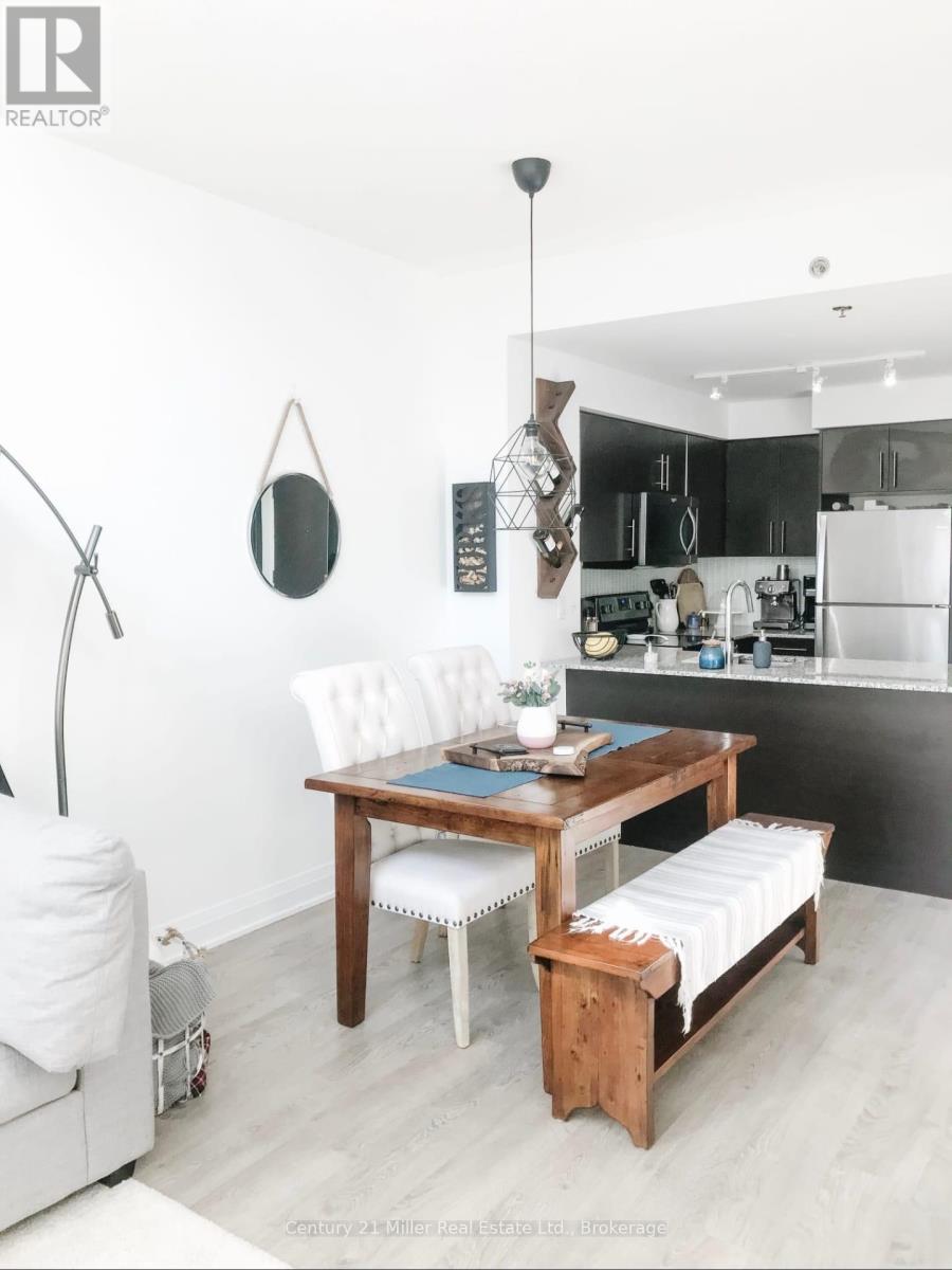 16 - 55 Speers Road, Oakville, Ontario  L6K 0H5 - Photo 5 - W12485219