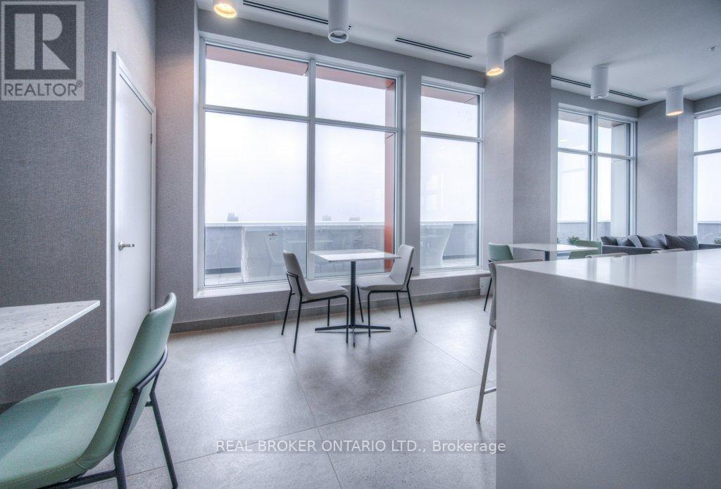 705 - 500 Brock Avenue, Burlington, Ontario  L7S 0A5 - Photo 33 - W12485873